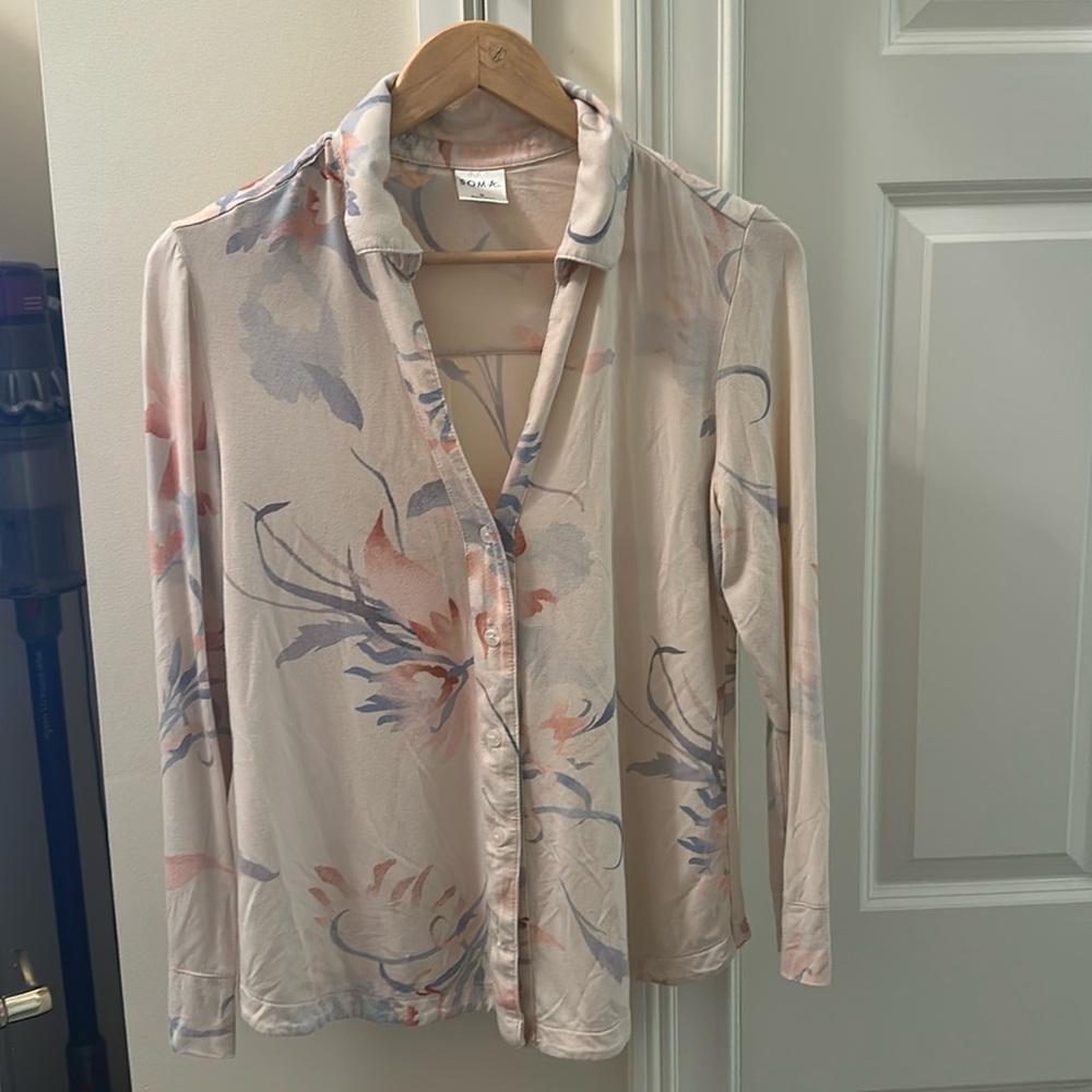 Soma Beige Button-Up Shirt Top Red Print size Small